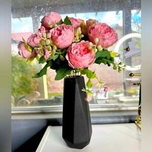 N/C CERANEE Geometric Ceramic Flower Vase Porcelain Floral Vase, Black, 7.8in